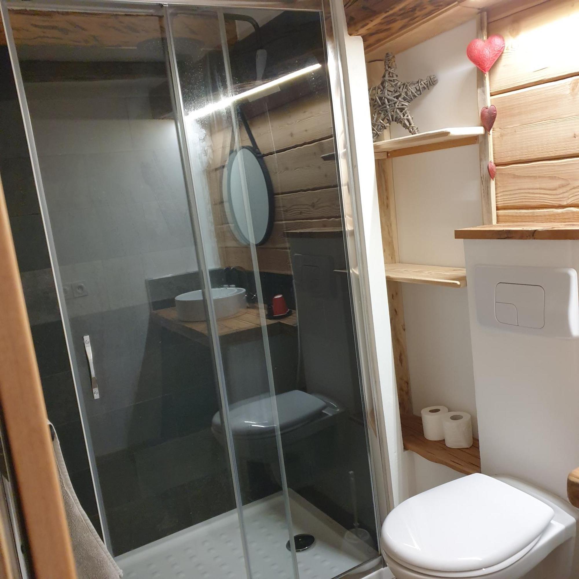 La Maison Basse Saint-Dalmas-le-Selvage Zimmer foto